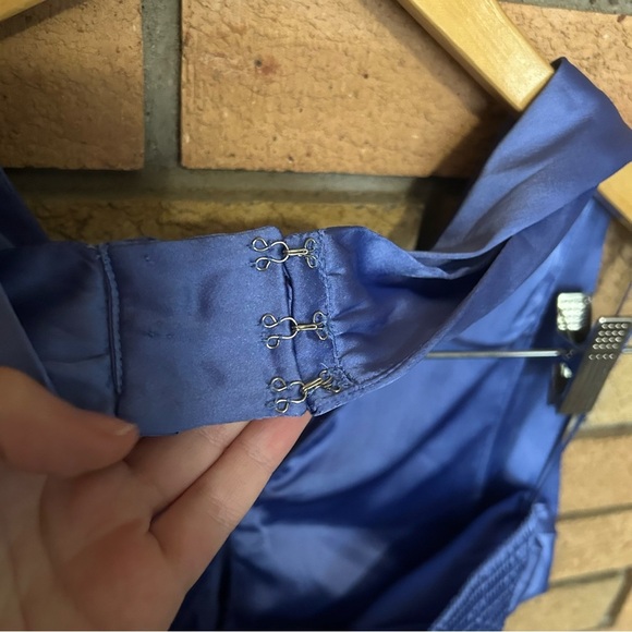 French Connection Inu Satin Smocked Halter Top Pastel Women’s Size XL NWOT - Picture 3 of 6